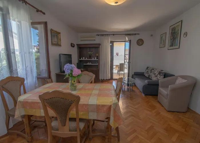 Mira B4- A Mali Lošinj