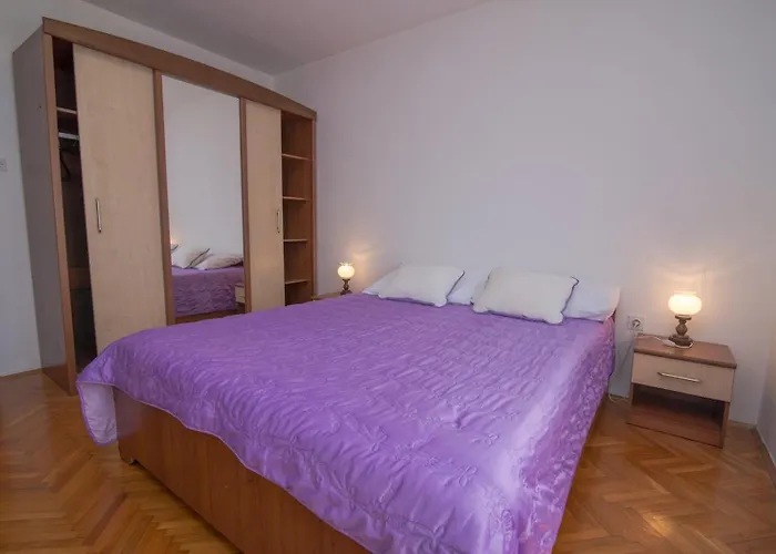 Mira B4- A Apartamento Mali Lošinj