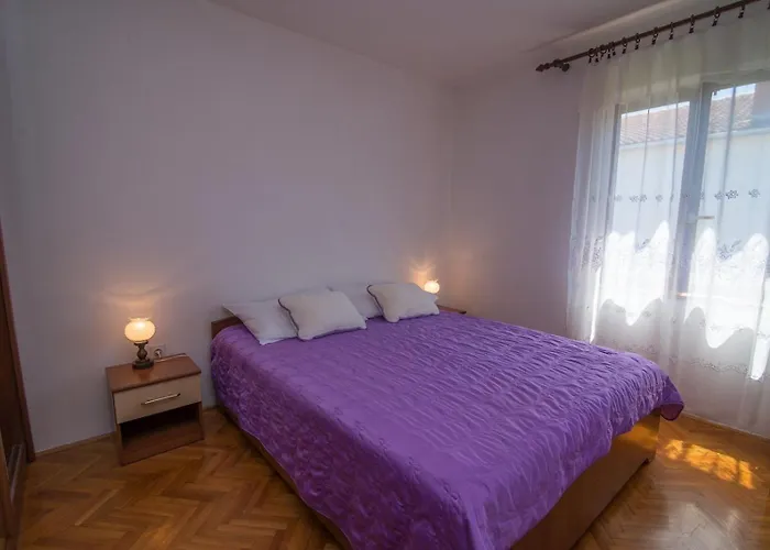 Mira B4- A Mali Lošinj