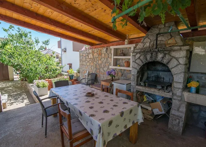 Mira B4- A Apartamento Mali Lošinj